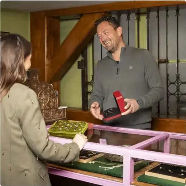 Julian, Owner and watch specialist